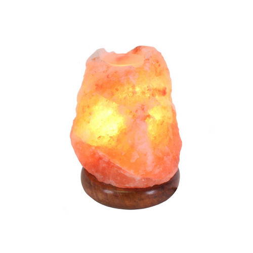 himalyan pink rock salt aroma lamp with a walm glaw turned on